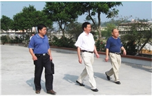 原泉州市教育局局长一行莅临bg真人娱乐考察调研